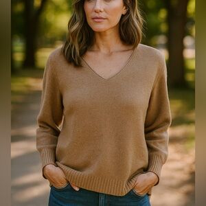 Apparis Ribbed V-Neck Minimalist Sweater One Size Old Money Tan Made in Italy